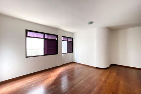 Sala de apartamento para alugar com 4 quartos, 130m² em Buritis, Belo Horizonte