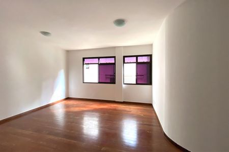 Sala de apartamento para alugar com 4 quartos, 130m² em Buritis, Belo Horizonte
