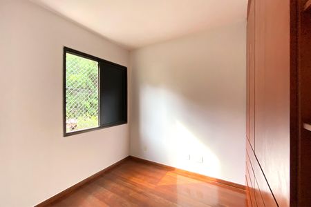 Apartamento para alugar com 130m², 4 quartos e 2 vagas Apartamento para alugar com 130m², 4 quartos e 2 vagasQuarto 3