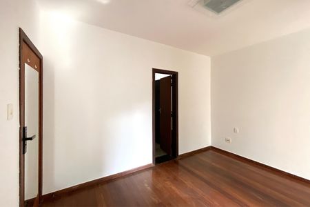 Apartamento para alugar com 130m², 4 quartos e 2 vagas Apartamento para alugar com 130m², 4 quartos e 2 vagasSuite 1