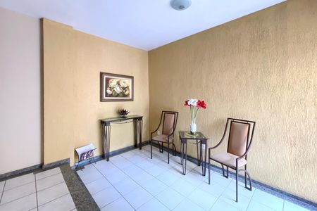 Apartamento para alugar com 130m², 4 quartos e 2 vagas Apartamento para alugar com 130m², 4 quartos e 2 vagasÁrea comum - Hall