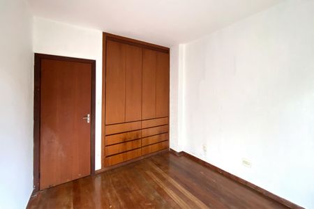 Apartamento para alugar com 130m², 4 quartos e 2 vagas Apartamento para alugar com 130m², 4 quartos e 2 vagasQuarto 4