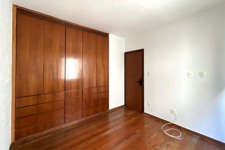 Apartamento para alugar com 130m², 4 quartos e 2 vagas Apartamento para alugar com 130m², 4 quartos e 2 vagasQuarto 2