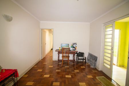 Casa à venda com 155m², 3 quartos e 2 vagas Casa à venda com 155m², 3 quartos e 2 vagasSala