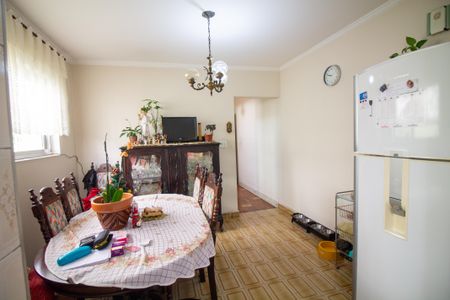 Casa à venda com 155m², 3 quartos e 2 vagas Casa à venda com 155m², 3 quartos e 2 vagasCopa