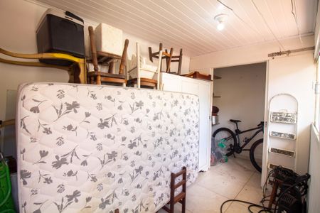 Casa à venda com 155m², 3 quartos e 2 vagas Casa à venda com 155m², 3 quartos e 2 vagasEscritório