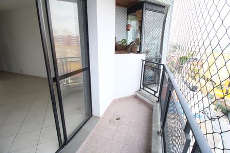 Apartamento para alugar com 72m², 3 quartos e 2 vagasSala - Varanda