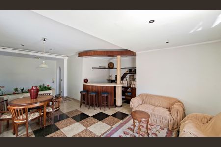 Apartamento à venda com 251m², 4 quartos e 3 vagasSala 2