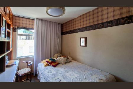 Apartamento à venda com 251m², 4 quartos e 3 vagasQuarto 2