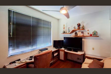 Apartamento à venda com 251m², 4 quartos e 3 vagasQuarto 3