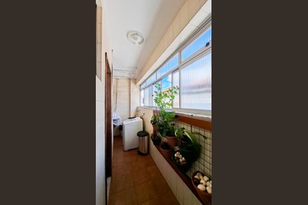 Apartamento à venda com 251m², 4 quartos e 3 vagasCozinha e Área de Serviço