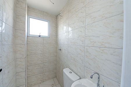 Banheiro de apartamento à venda com 1 quarto, 27m² em Vila Bela, São Paulo