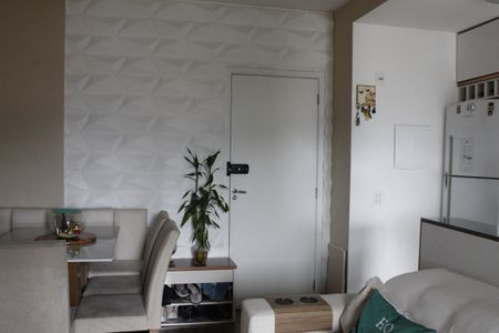 Sala de apartamento para alugar com 2 quartos, 58m² em Taquara, Rio de Janeiro