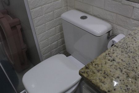 Apartamento à venda com 58m², 2 quartos e 1 vagaBanheiro Social