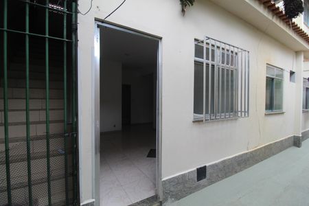 Apartamento para alugar com 66m², 2 quartos e sem vagaFrente 