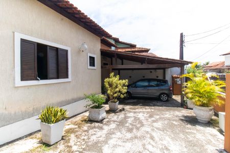 Casa de condomínio à venda com 170m², 4 quartos e 1 vagaÁrea externa