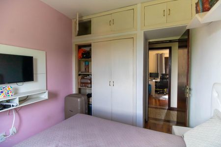 Casa de condomínio à venda com 170m², 4 quartos e 1 vagaQuarto 3