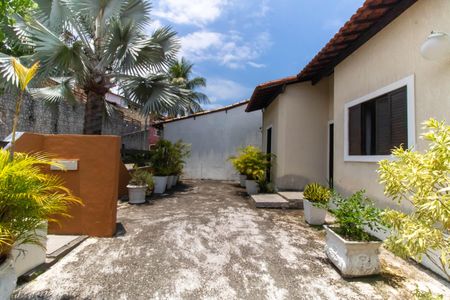 Casa de condomínio à venda com 170m², 4 quartos e 1 vagaÁrea externa