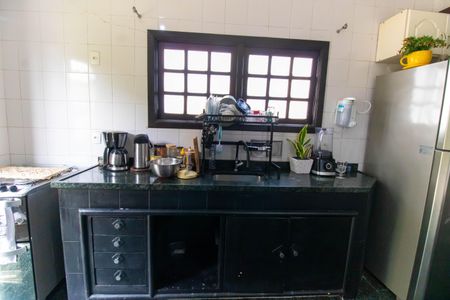 Casa de condomínio à venda com 170m², 4 quartos e 1 vagaCozinha