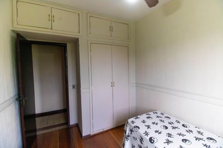 Casa de condomínio à venda com 170m², 4 quartos e 1 vagaQuarto 1