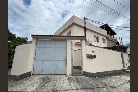 Casa para alugar com 74m², 2 quartos e sem vaga Casa para alugar com 74m², 2 quartos e sem vagaFachada