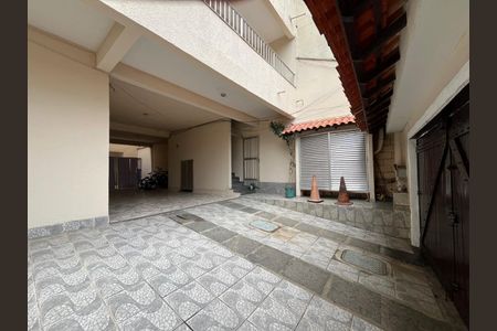 Apartamento para alugar com 126m², 2 quartos e sem vagaGaragem