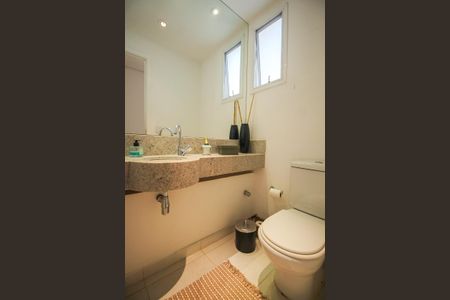 Casa de condomínio à venda com 126m², 3 quartos e 3 vagasLavabo