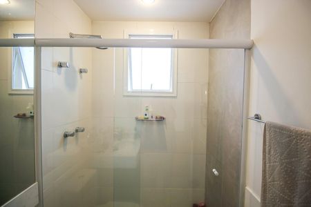 Casa de condomínio à venda com 126m², 3 quartos e 3 vagasBanheiro da Suíte 1