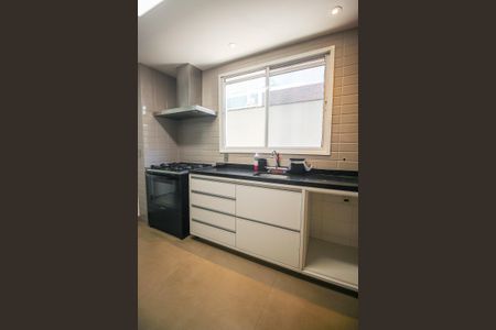 Casa de condomínio à venda com 126m², 3 quartos e 3 vagasCozinha