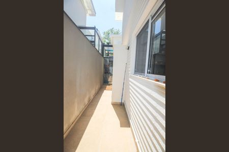 Casa de condomínio à venda com 126m², 3 quartos e 3 vagasQuintal