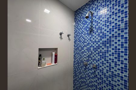 Apartamento à venda com 393m², 6 quartos e 4 vagasSuíte 5 - Banheiro