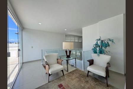 Apartamento à venda com 393m², 6 quartos e 4 vagasSala - Segundo Andar