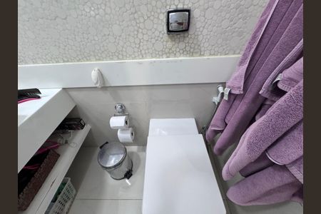 Apartamento à venda com 393m², 6 quartos e 4 vagasSuíte 2 - Banheiro