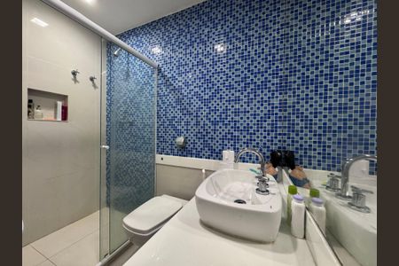 Apartamento à venda com 393m², 6 quartos e 4 vagasSuíte 5 - Banheiro