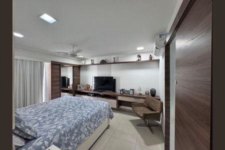 Apartamento à venda com 393m², 6 quartos e 4 vagasSuíte 2