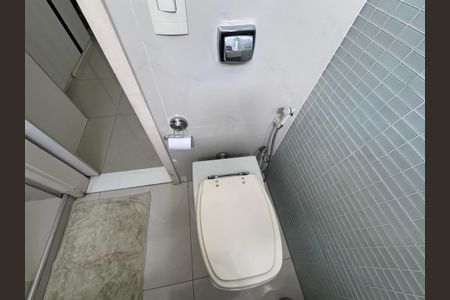 Apartamento à venda com 393m², 6 quartos e 4 vagasSuíte 1 - Banheiro