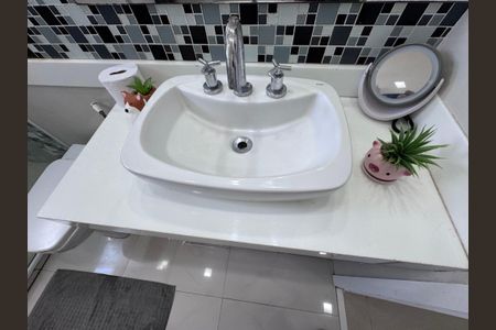 Apartamento à venda com 393m², 6 quartos e 4 vagasSuíte 3 - Banheiro