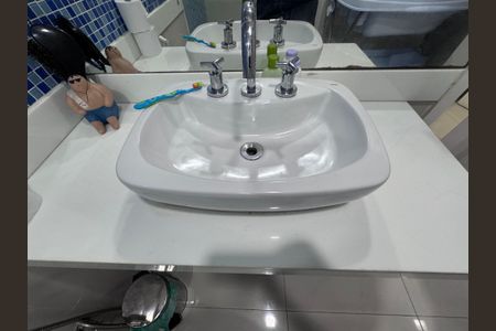 Apartamento à venda com 393m², 6 quartos e 4 vagasSuíte 5 - Banheiro