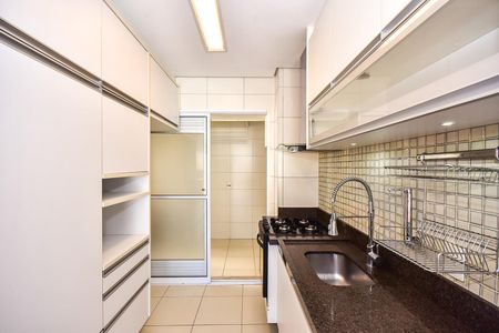Apartamento para alugar com 96m², 2 quartos e 2 vagasCozinha