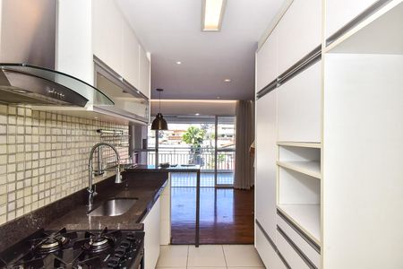 Apartamento para alugar com 96m², 2 quartos e 2 vagasCozinha