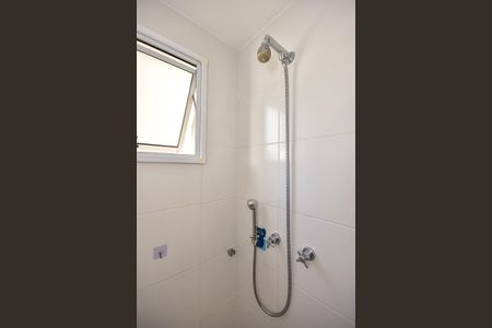 Apartamento para alugar com 96m², 2 quartos e 2 vagasChuveiro da Suíte 1