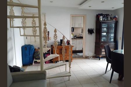 Apartamento à venda com 3 quartos, 130m² em Icaraí, Niterói