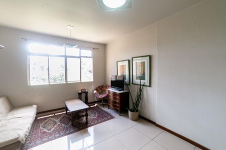 Apartamento à venda com 85m², 2 quartos e 1 vagaSala