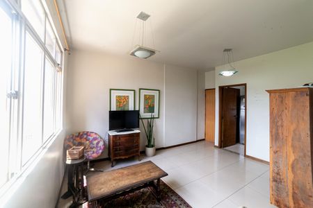 Apartamento à venda com 85m², 2 quartos e 1 vagaSala