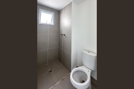 Apartamento à venda com 75m², 2 quartos e 2 vagas Apartamento à venda com 75m², 2 quartos e 2 vagasBanheiro da Suíte 2