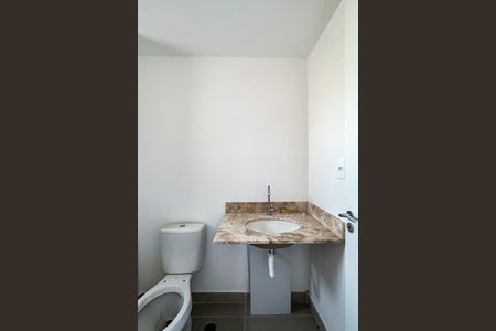 Apartamento à venda com 75m², 2 quartos e 2 vagas Apartamento à venda com 75m², 2 quartos e 2 vagasBanheiro da Suíte 2