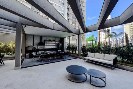 Apartamento à venda com 68m², 2 quartos e 1 vaga Apartamento à venda com 68m², 2 quartos e 1 vagaÁrea comum - Churrasqueira