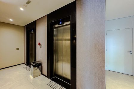 Apartamento à venda com 68m², 2 quartos e 1 vaga Apartamento à venda com 68m², 2 quartos e 1 vagaÁrea comum