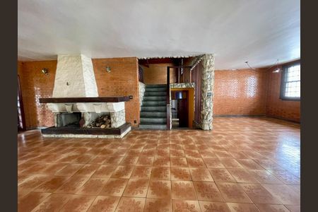 sala de casa à venda com 6 quartos, 550m² em São Luiz, Belo Horizonte