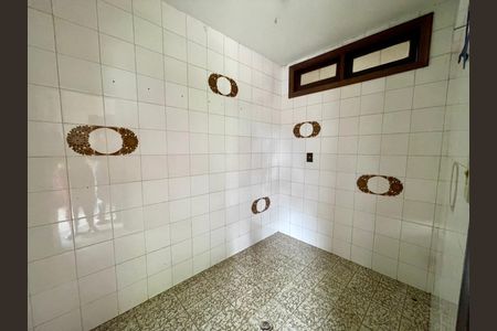 Casa à venda com 550m², 6 quartos e 8 vagassauna